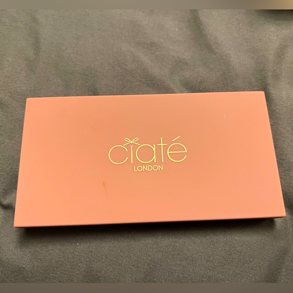 Ciate Other - CIATÉ LONDON
Velvet Eyeshadow Palette